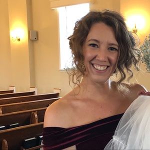 Meet your Posher, Nicole